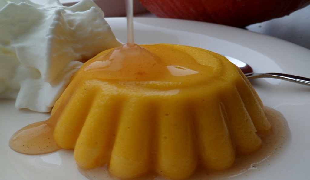 Pompoenpudding met appelsaus